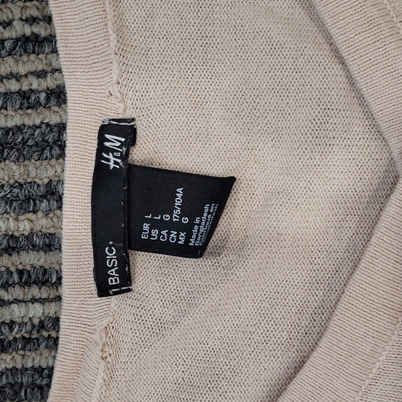 CARDIGAN: Set of two crewneck button down cotton H&M BASIC cardigans red and tan - Picture 4 of 8